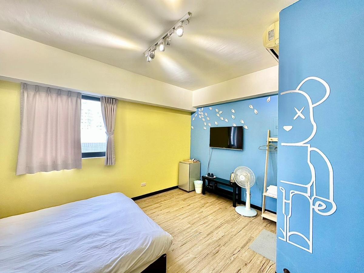 Appartamento 一中北極熊 Taichung Esterno foto
