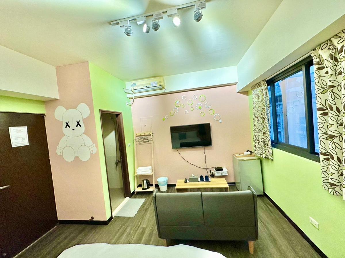 Appartamento 一中北極熊 Taichung Esterno foto