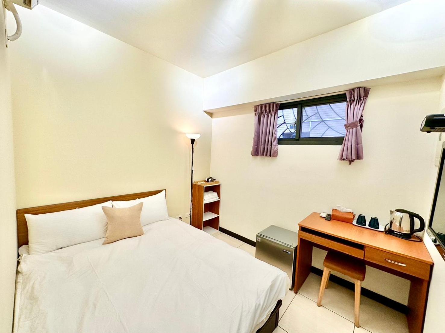 Appartamento 一中北極熊 Taichung Esterno foto