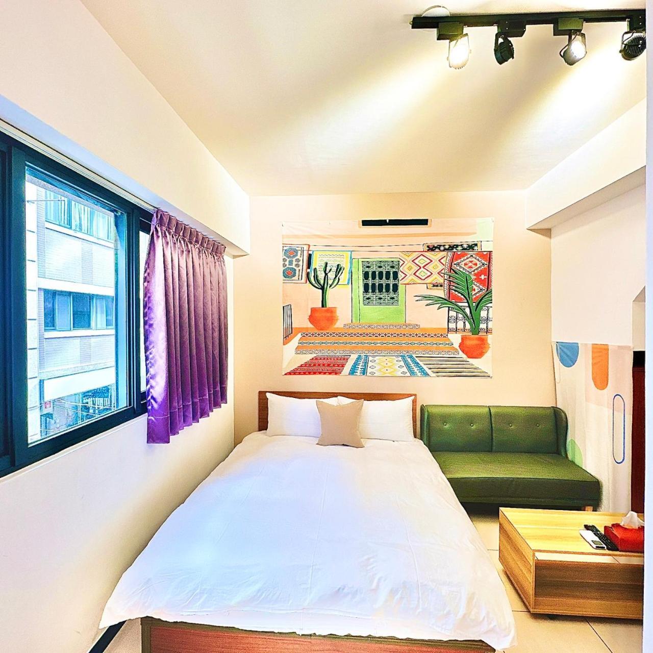 Appartamento 一中北極熊 Taichung Esterno foto