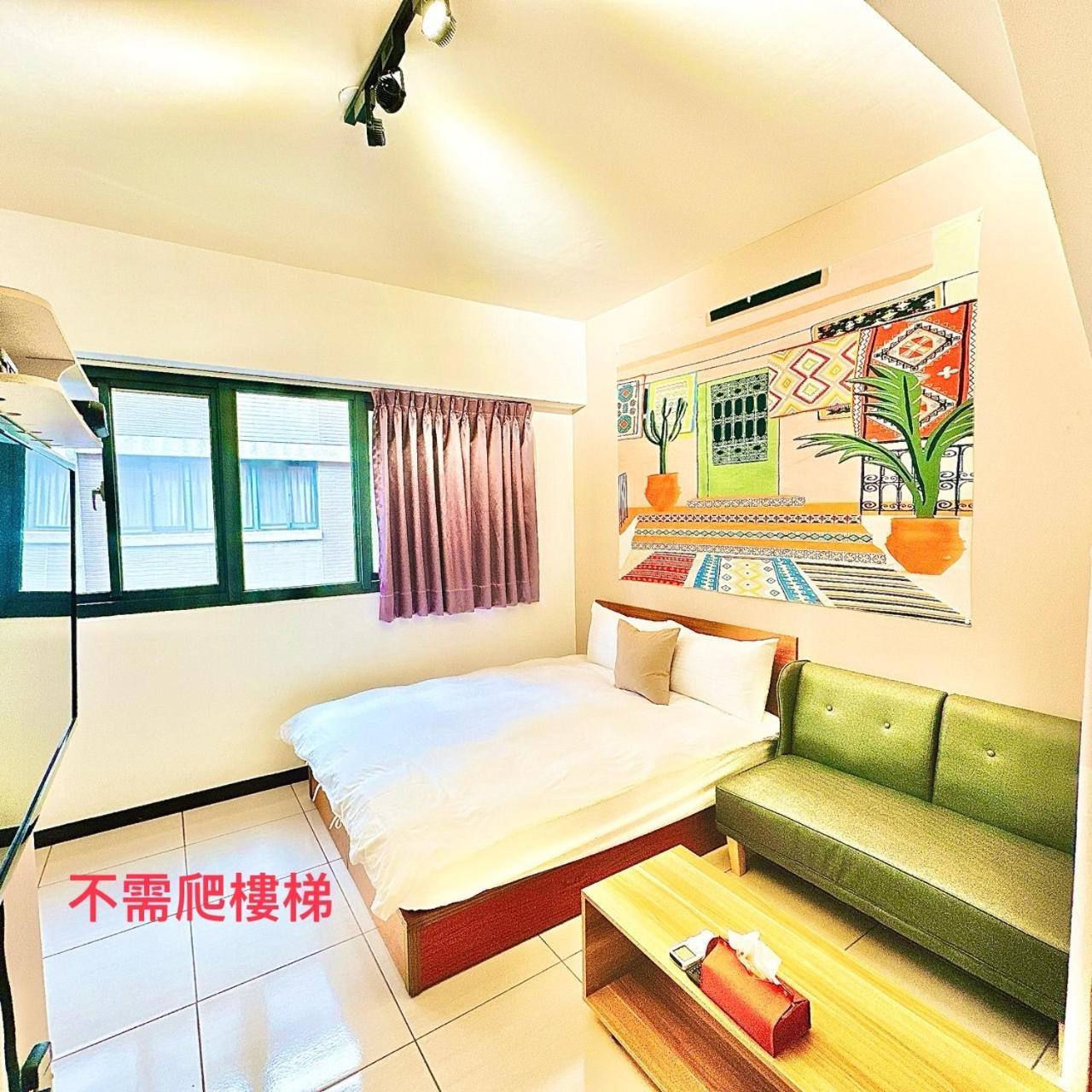 Appartamento 一中北極熊 Taichung Esterno foto
