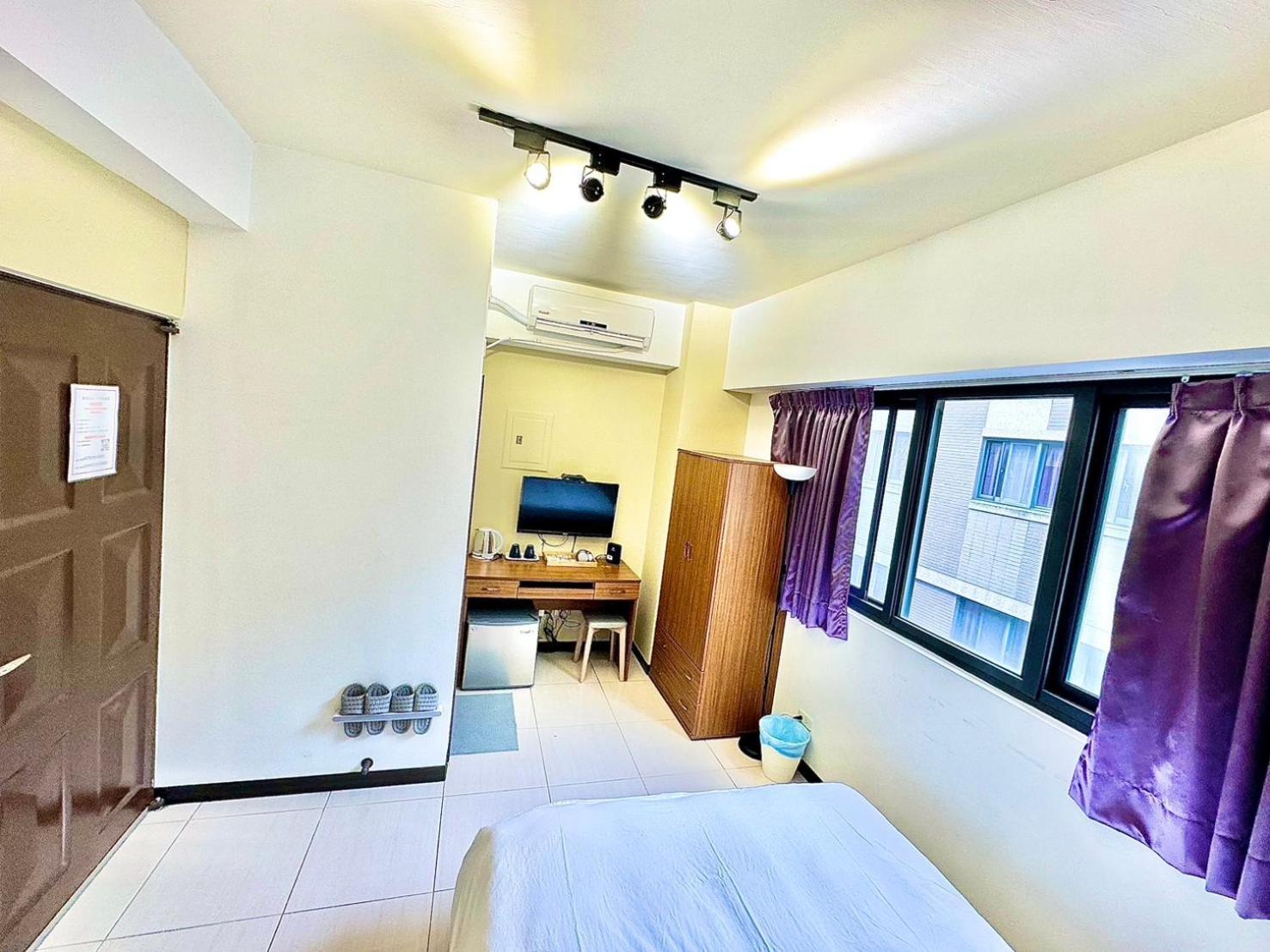 Appartamento 一中北極熊 Taichung Esterno foto