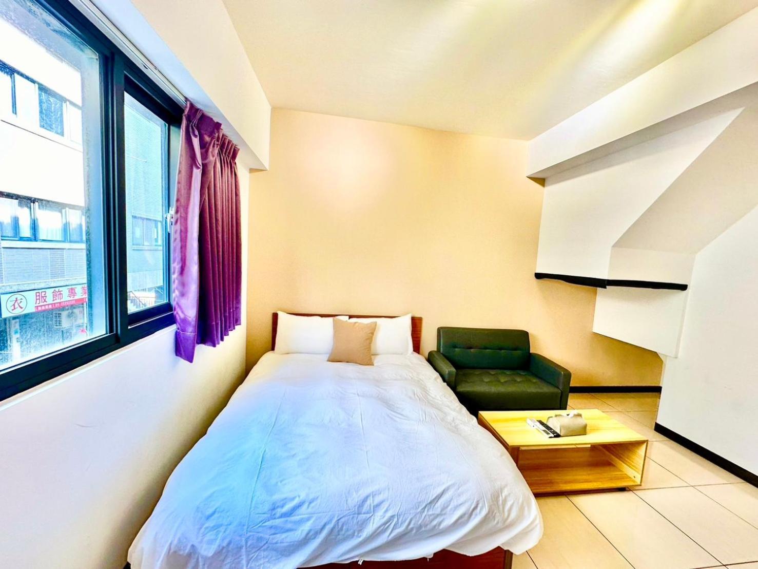 Appartamento 一中北極熊 Taichung Esterno foto