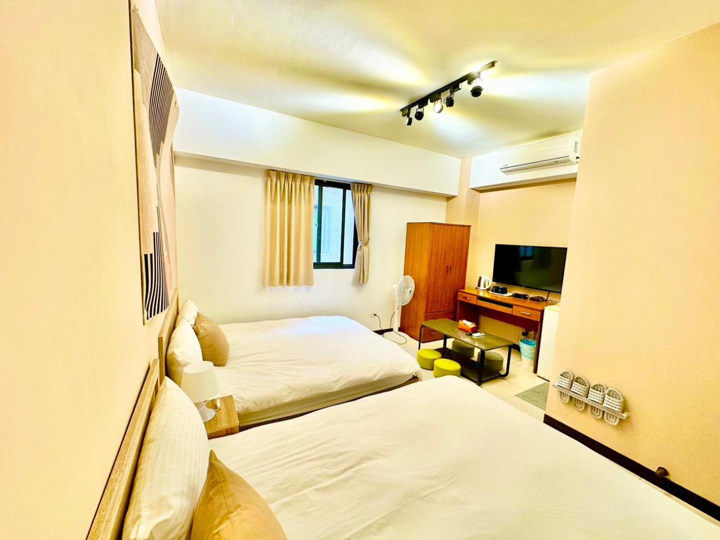 Appartamento 一中北極熊 Taichung Esterno foto